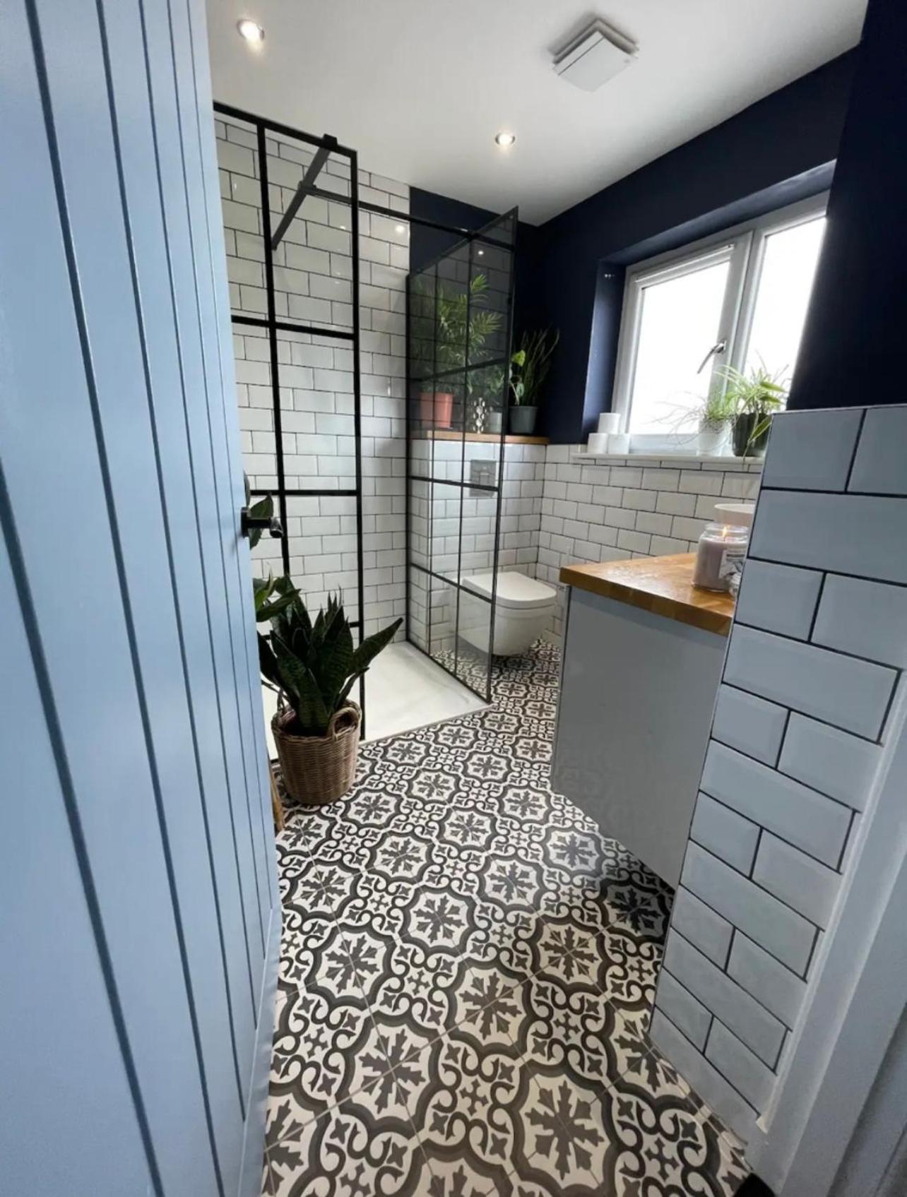 Private Room With Separate Shower And Free Parking 에든버러 외부 사진